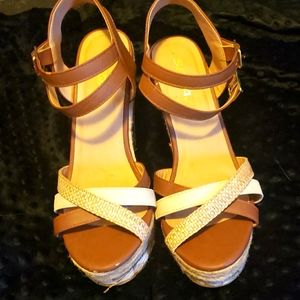 SODA Wedge Sandles, 8.5